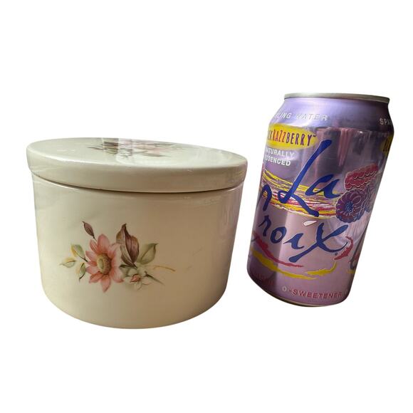 Vintage Jaeger Floral Cottage Coquette Flowers Ceramic Round Pottery Trinket Pot - Picture 10 of 11